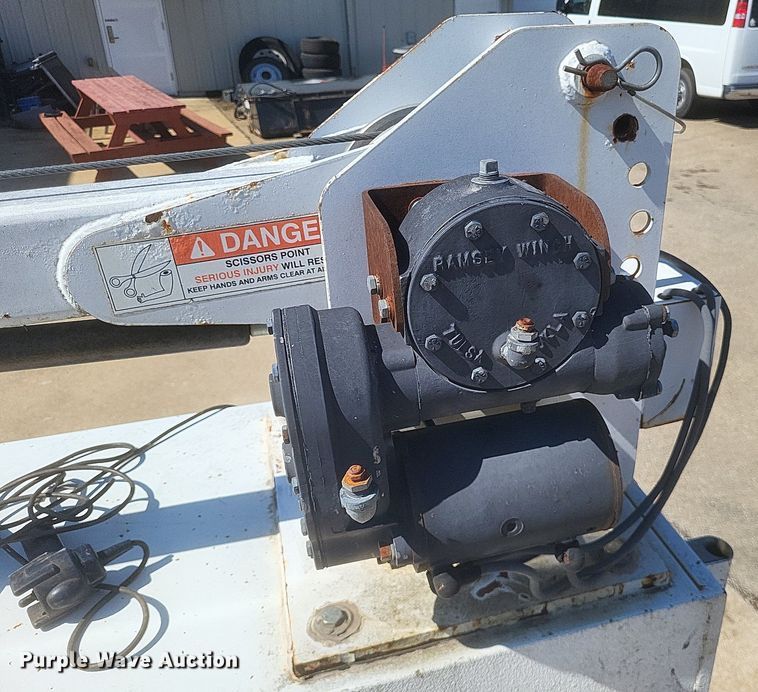 image for item DR4878 2002 Chevrolet  Silverado 3500 utility bed pickup truck