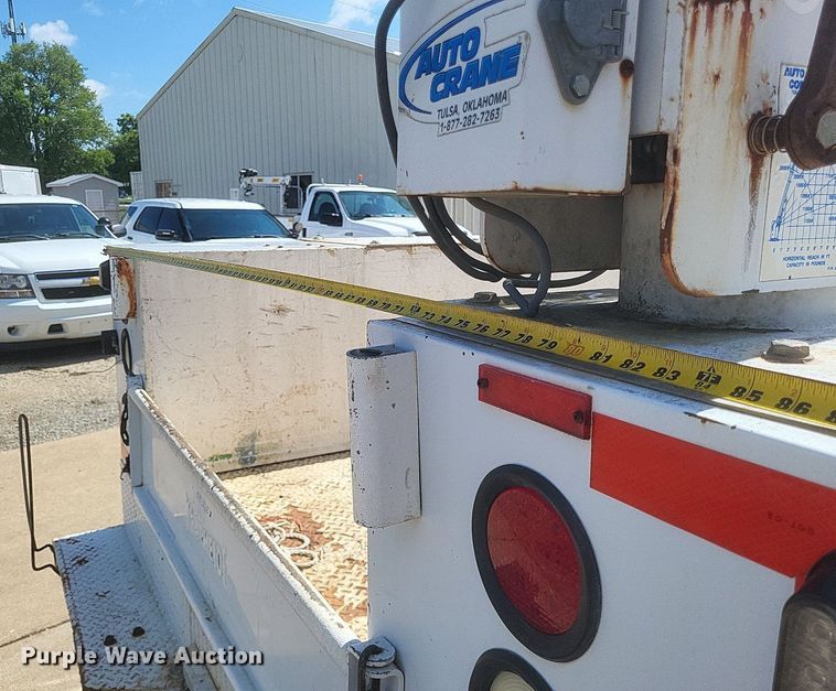 image for item DR4878 2002 Chevrolet  Silverado 3500 utility bed pickup truck