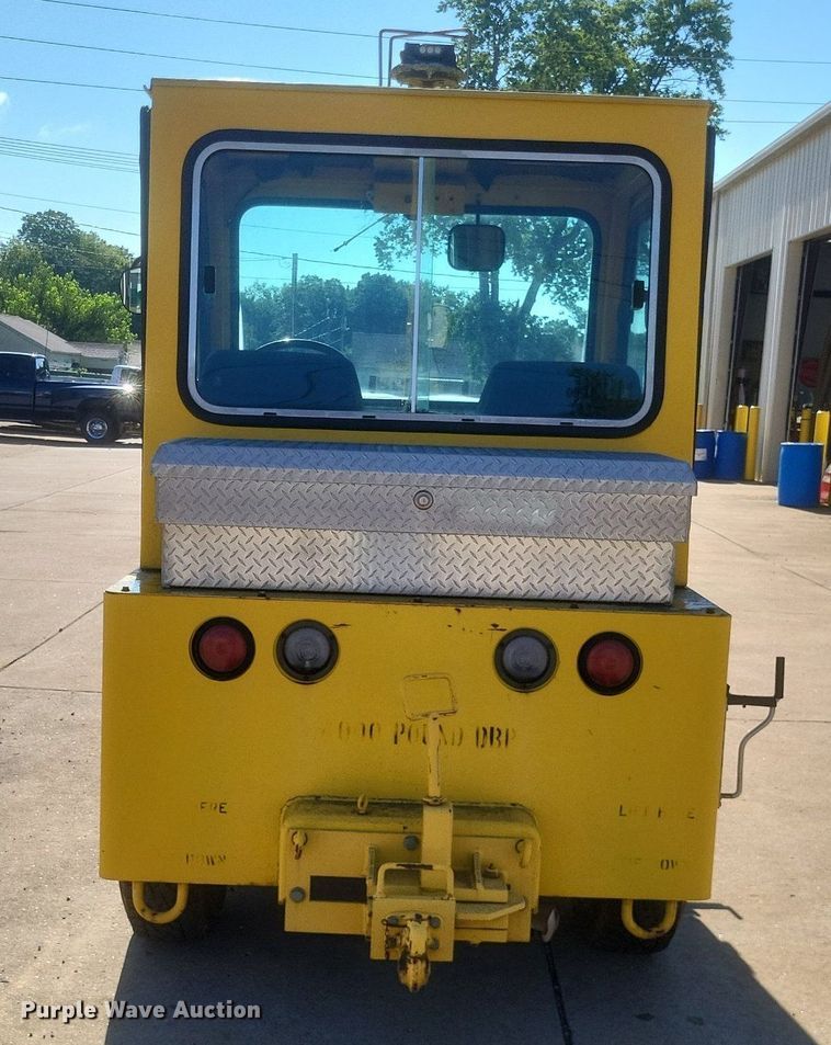 image for item DR4880 2007 Harlan HTAS 40 Aircraft tug