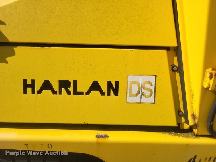 image for item DR4880 2007 Harlan HTAS 40 Aircraft tug