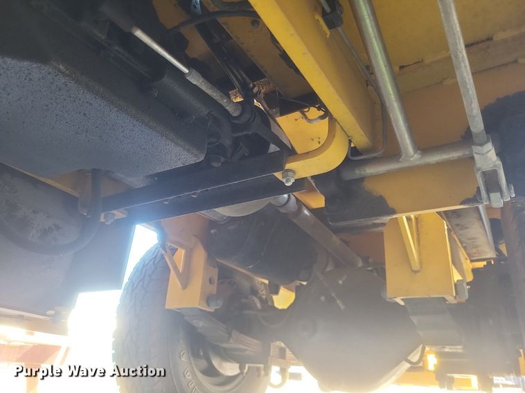 image for item DR4880 2007 Harlan HTAS 40 Aircraft tug