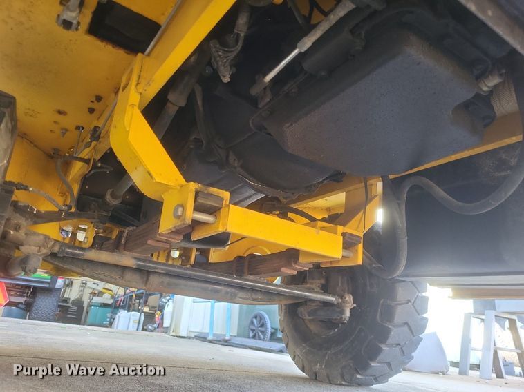 image for item DR4880 2007 Harlan HTAS 40 Aircraft tug