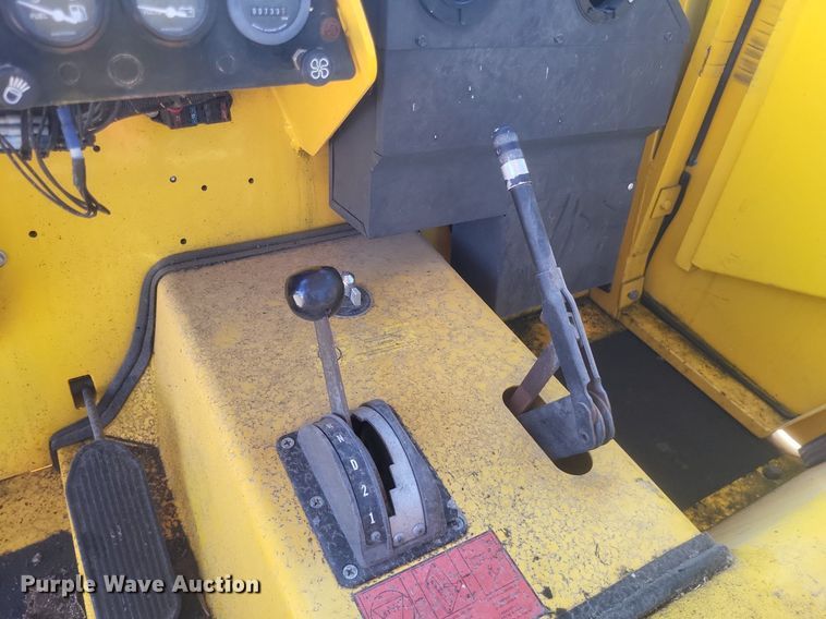 image for item DR4880 2007 Harlan HTAS 40 Aircraft tug