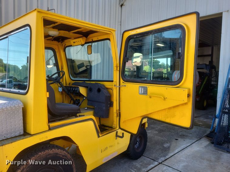 image for item DR4880 2007 Harlan HTAS 40 Aircraft tug