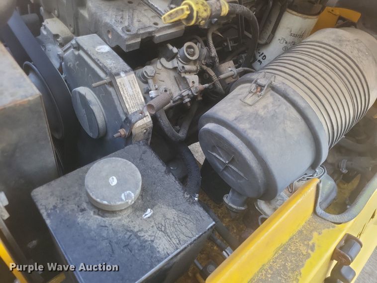 image for item DR4880 2007 Harlan HTAS 40 Aircraft tug