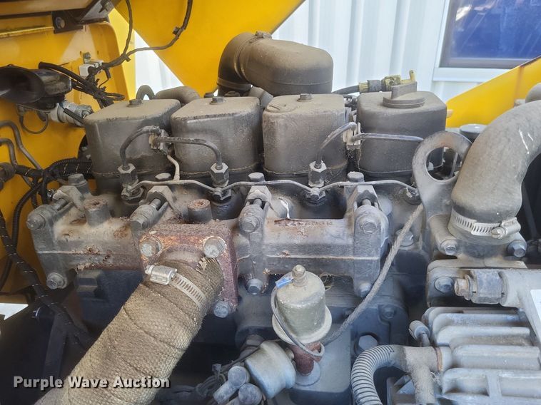 image for item DR4880 2007 Harlan HTAS 40 Aircraft tug