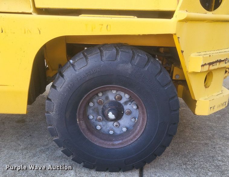 image for item DR4880 2007 Harlan HTAS 40 Aircraft tug