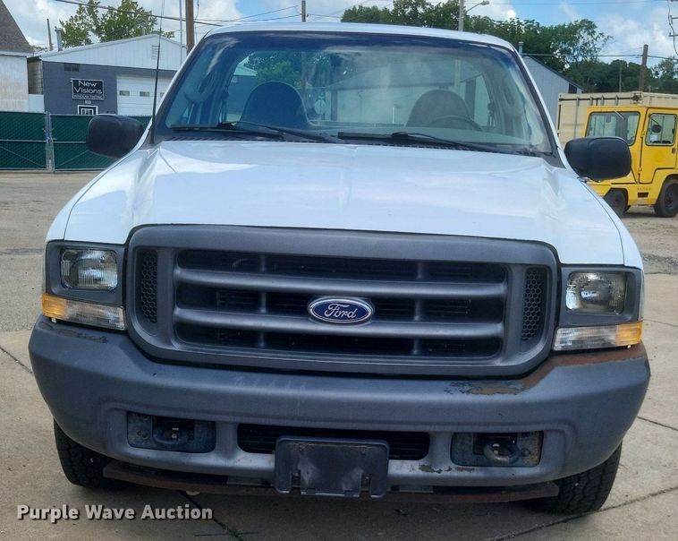 image for item DR4881 2003 Ford  F250 Super Duty XL pickup truck