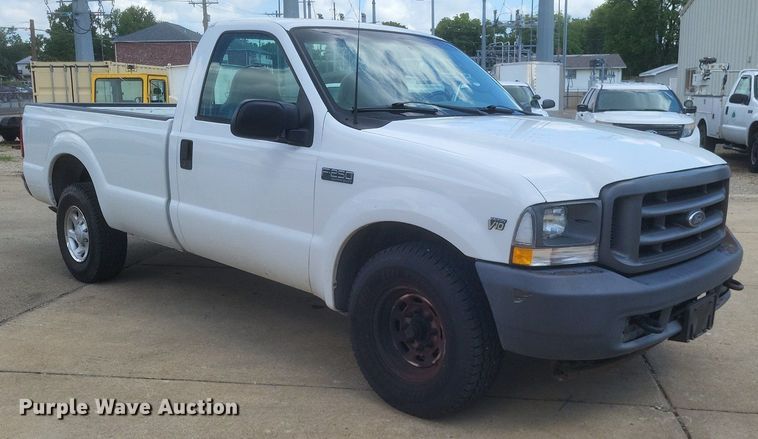 image for item DR4881 2003 Ford  F250 Super Duty XL pickup truck