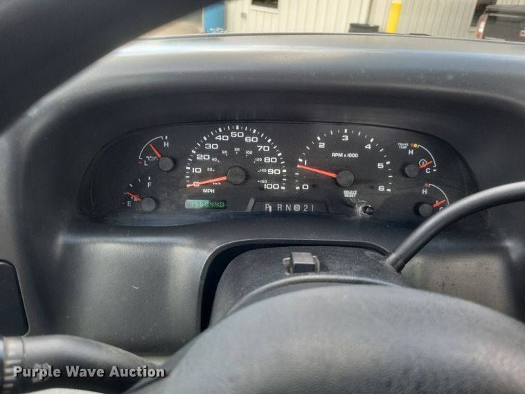 image for item DR4881 2003 Ford  F250 Super Duty XL pickup truck