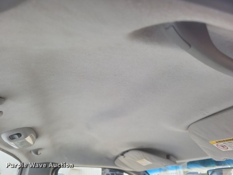 image for item DR4881 2003 Ford  F250 Super Duty XL pickup truck