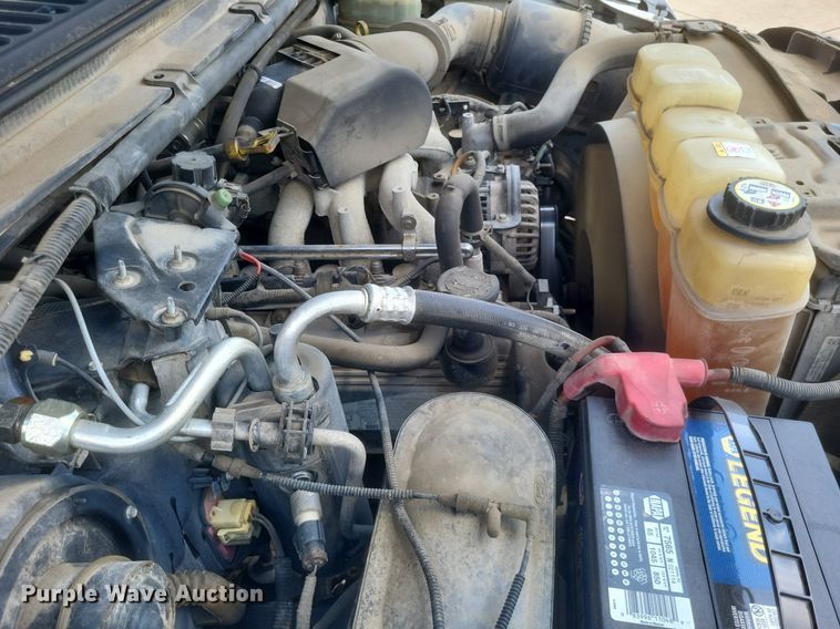 image for item DR4881 2003 Ford  F250 Super Duty XL pickup truck