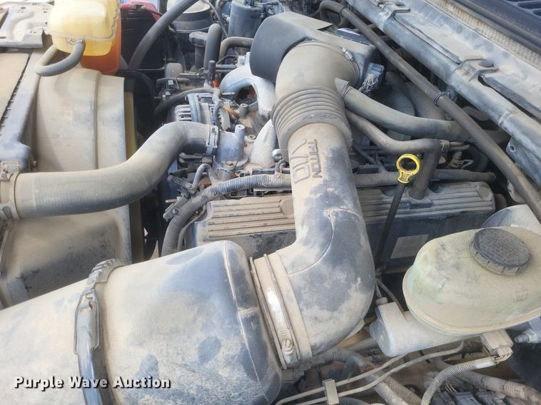 image for item DR4881 2003 Ford  F250 Super Duty XL pickup truck