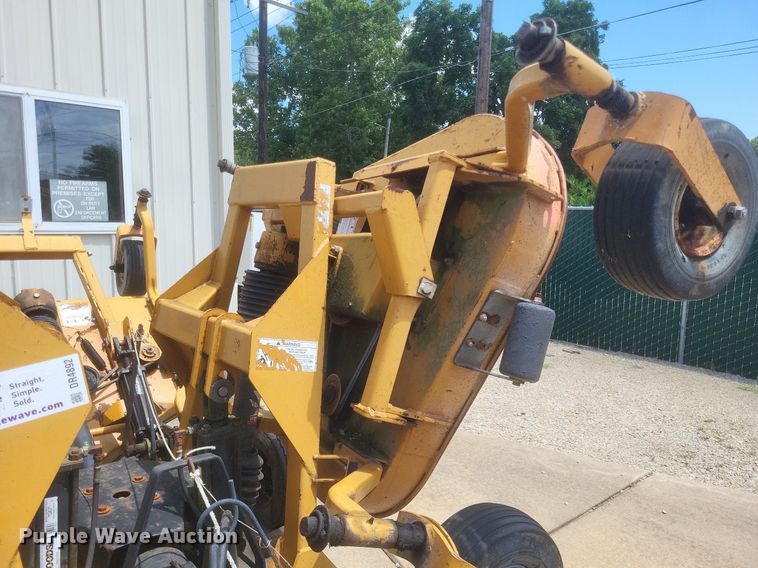 image for item DR4892 Woods batwing finish mower