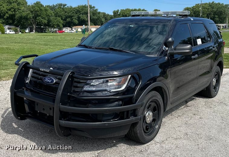 image for item DS4213 2019 Ford Explorer Police Interceptor  SUV