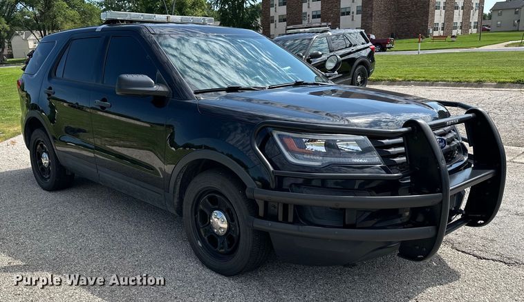 image for item DS4213 2019 Ford Explorer Police Interceptor  SUV
