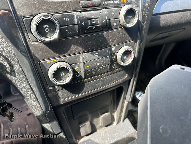 image for item DS4213 2019 Ford Explorer Police Interceptor  SUV