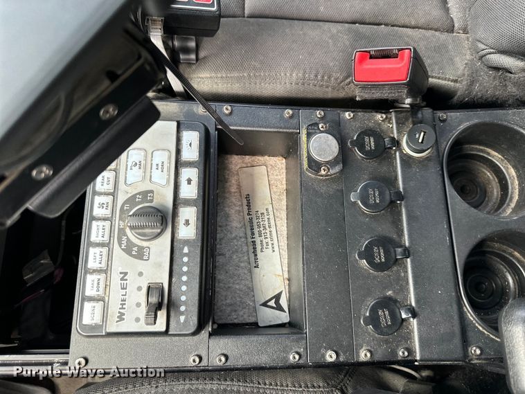 image for item DS4213 2019 Ford Explorer Police Interceptor  SUV