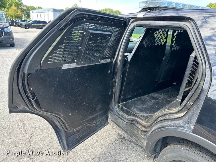 image for item DS4213 2019 Ford Explorer Police Interceptor  SUV