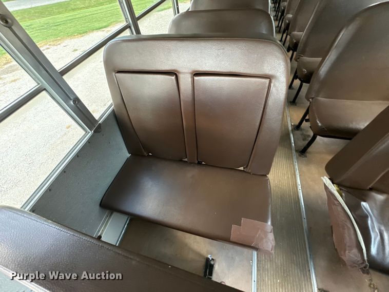 image for item DX0903 2009 Bluebird Vision school bus