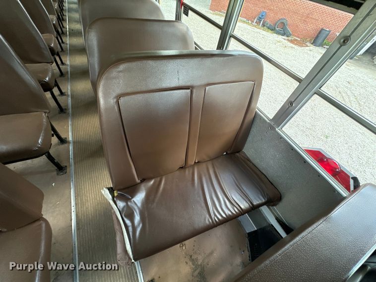 image for item DX0903 2009 Bluebird Vision school bus