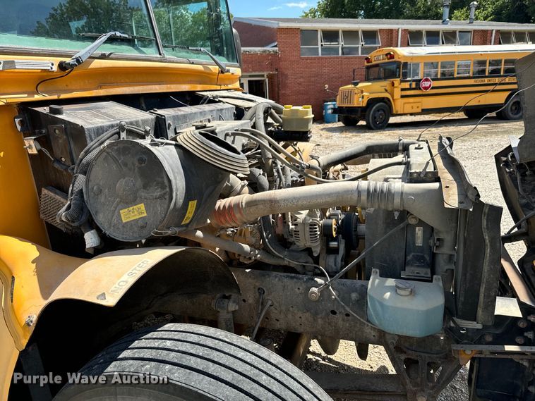 image for item DX0903 2009 Bluebird Vision school bus