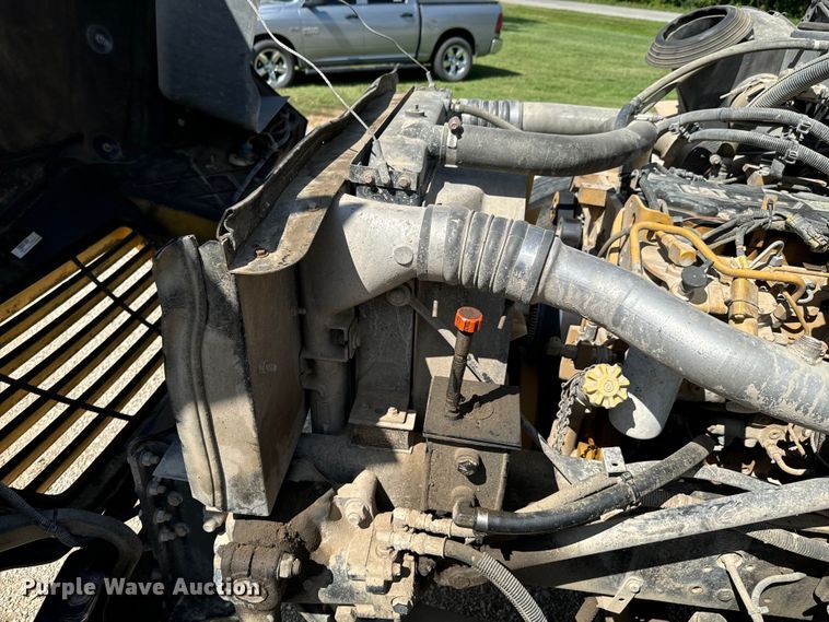 image for item DX0903 2009 Bluebird Vision school bus