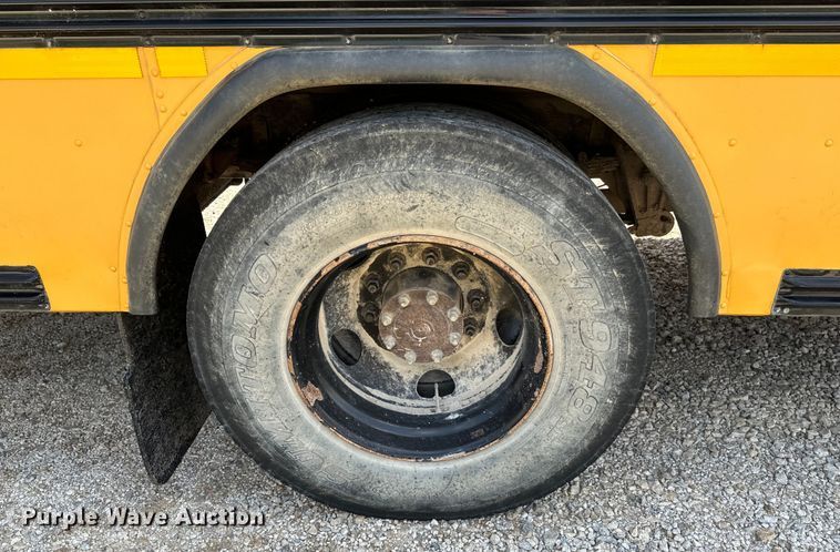 image for item DX0903 2009 Bluebird Vision school bus