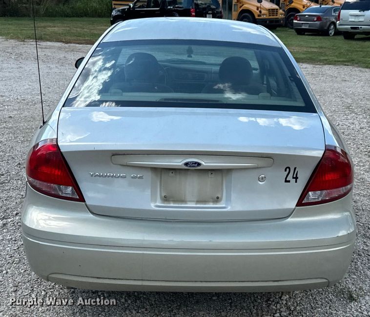 image for item DX0905 2006 Ford Taurus 