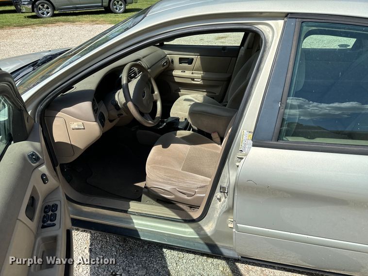 image for item DX0905 2006 Ford Taurus 