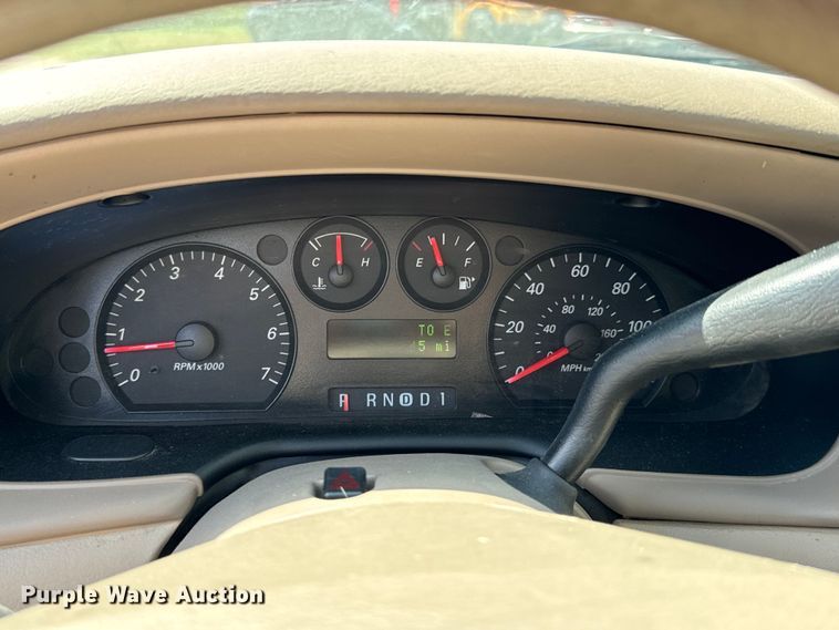 image for item DX0905 2006 Ford Taurus 