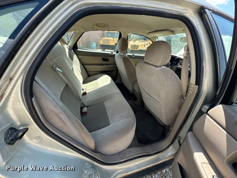 image for item DX0905 2006 Ford Taurus 