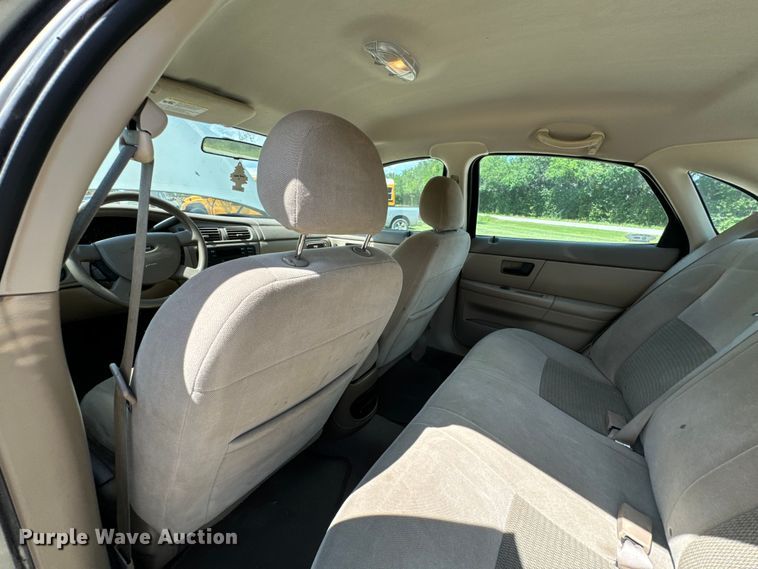 image for item DX0905 2006 Ford Taurus 