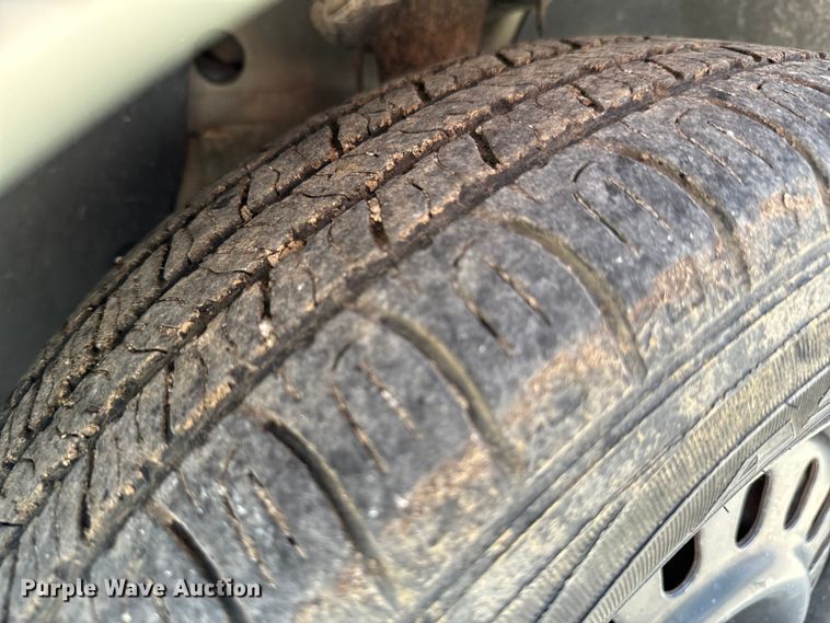 image for item DX0905 2006 Ford Taurus 