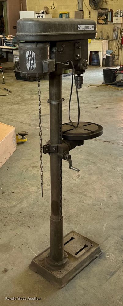 image for item DX0911 1984 United 610 drill press