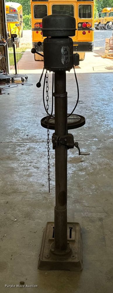 image for item DX0911 1984 United 610 drill press