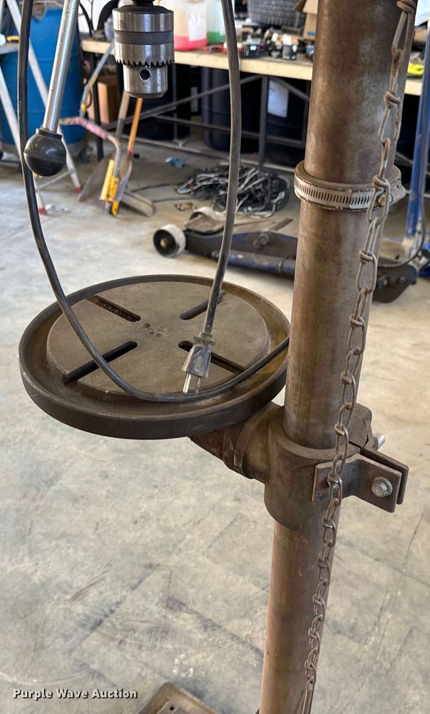 image for item DX0911 1984 United 610 drill press