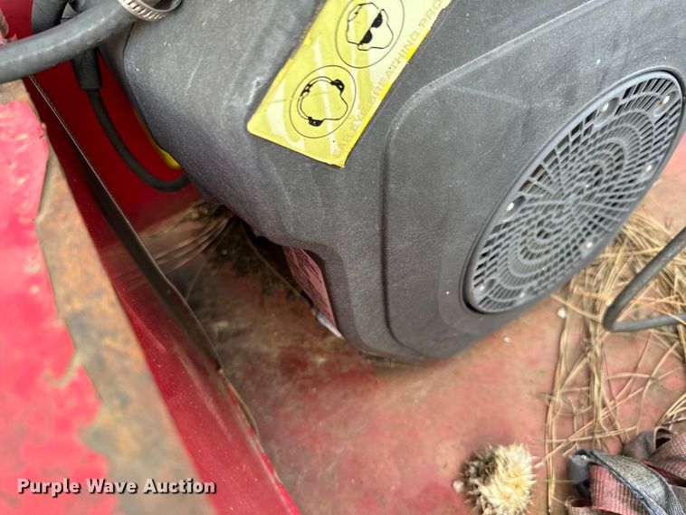 image for item DX0914 Giant Vac leaf vacuum