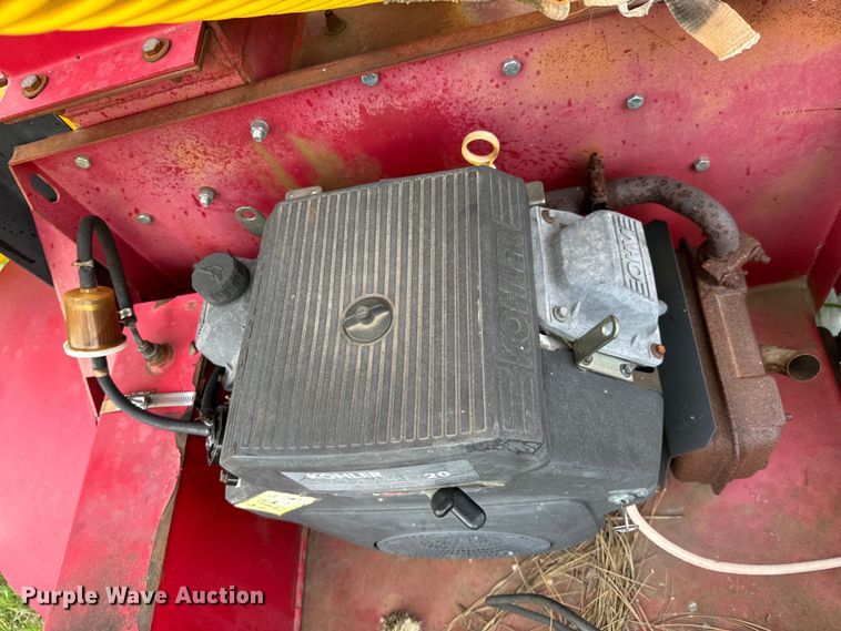 image for item DX0914 Giant Vac leaf vacuum