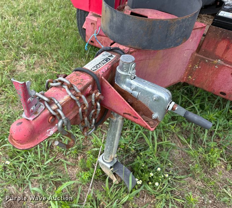 image for item DX0914 Giant Vac leaf vacuum