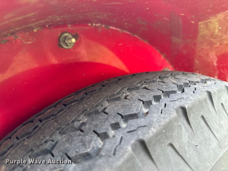 image for item DX0914 Giant Vac leaf vacuum