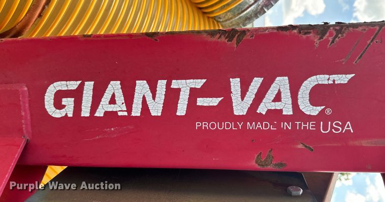 image for item DX0914 Giant Vac leaf vacuum