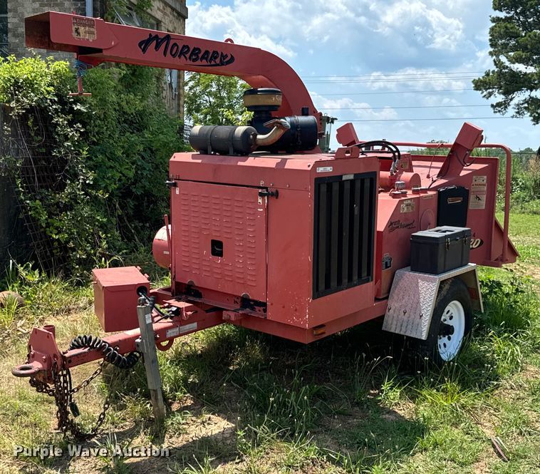 image for item DX0915 2008 Morbark Blizzard wood chipper