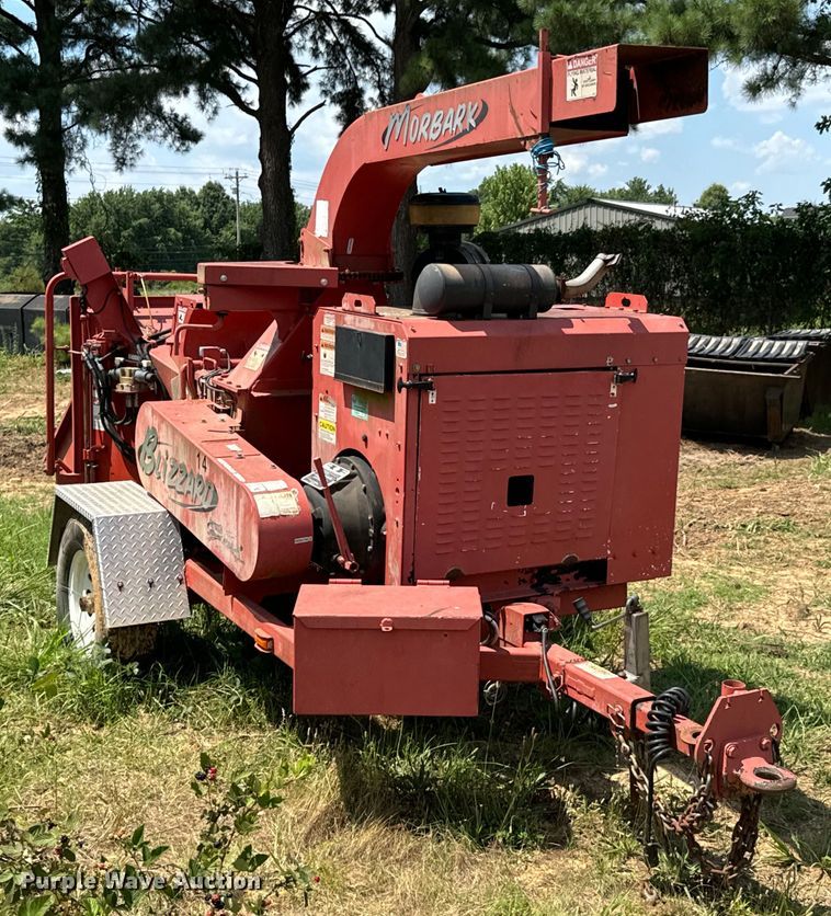 image for item DX0915 2008 Morbark Blizzard wood chipper