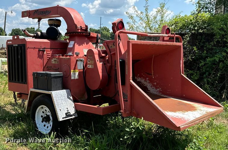 image for item DX0915 2008 Morbark Blizzard wood chipper