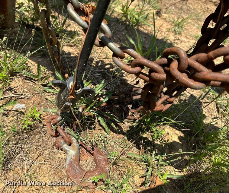 image for item DX0915 2008 Morbark Blizzard wood chipper