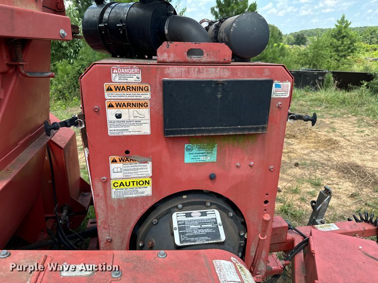 image for item DX0915 2008 Morbark Blizzard wood chipper