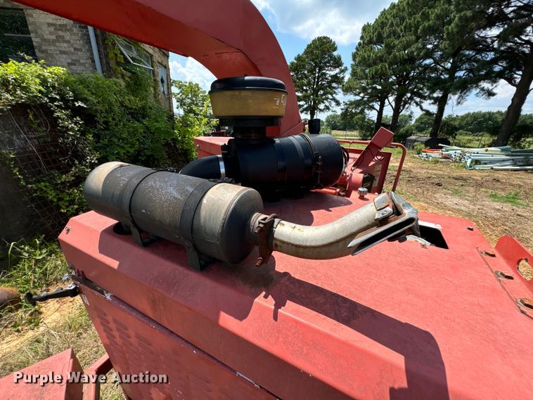 image for item DX0915 2008 Morbark Blizzard wood chipper