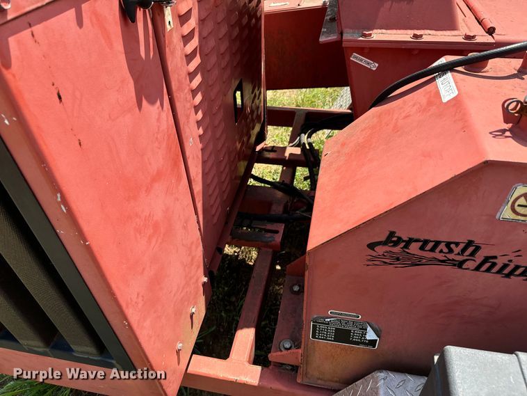 image for item DX0915 2008 Morbark Blizzard wood chipper