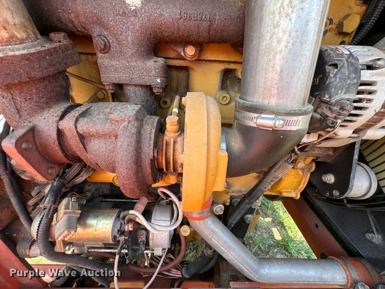 image for item DX0915 2008 Morbark Blizzard wood chipper